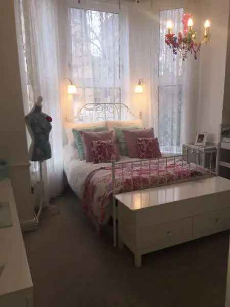 Flat For Rent in Bolton, England