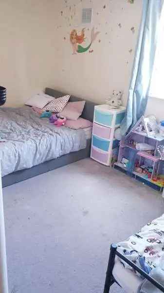 Flat For Rent in Basildon, England