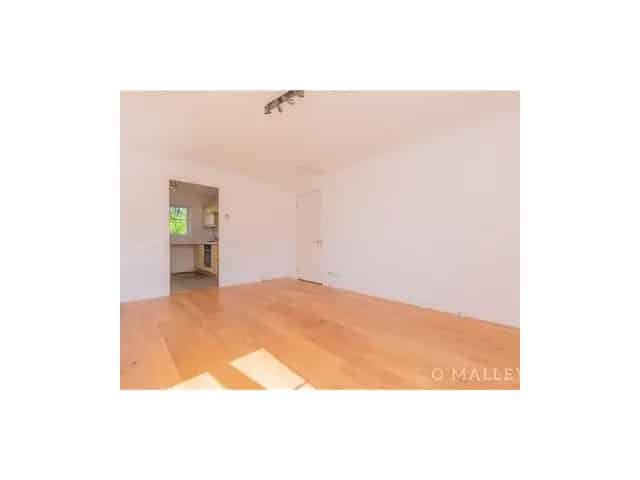 2 Bedroom Flat for Sale in Tullibody