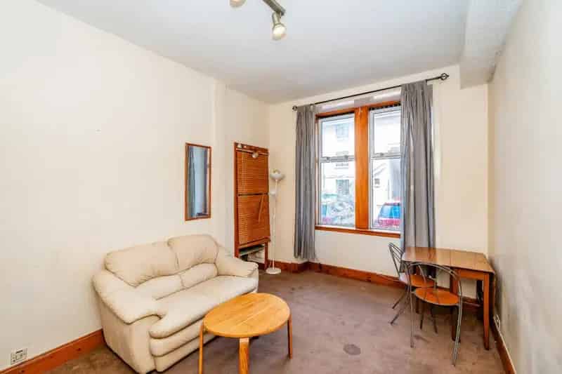 1 Bedroom Ground Floor Flat for Sale in Leith Edinburgh