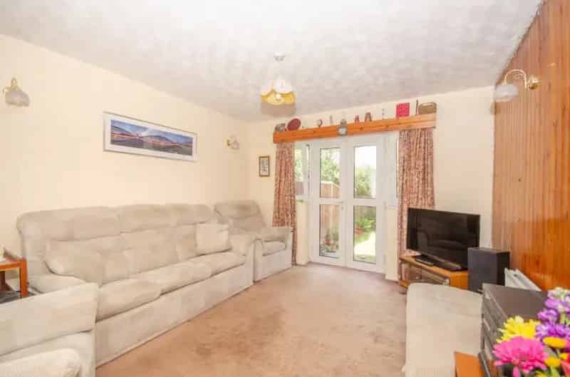 3 Bedroom House For Sale in Staple Hill
