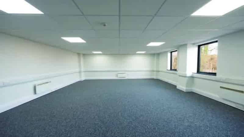 Warehouse Industrial Unit To Let Frimley 7669 sq ft