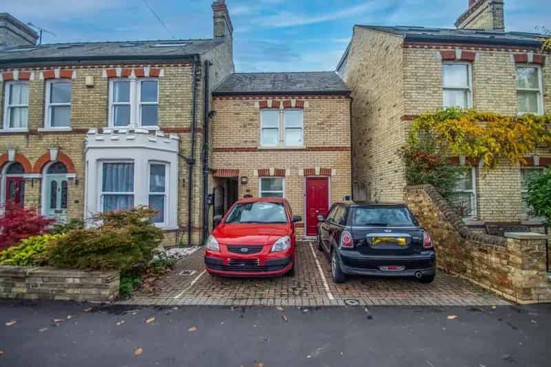 2 Bedroom Semi-Detached House to Rent Cambridge