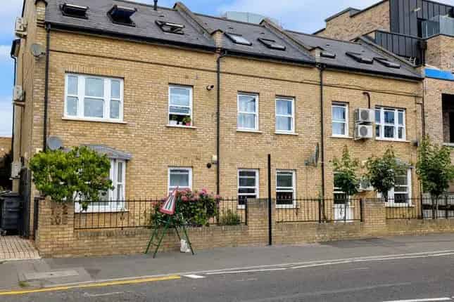 8 Two-Bedroom Apartments Leytonstone High Rental Return Investment
