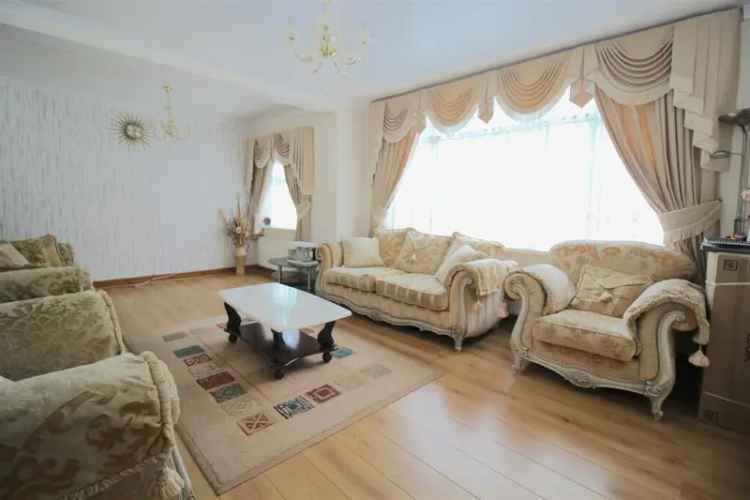 5 Bedroom Extended Dormer Bungalow For Sale