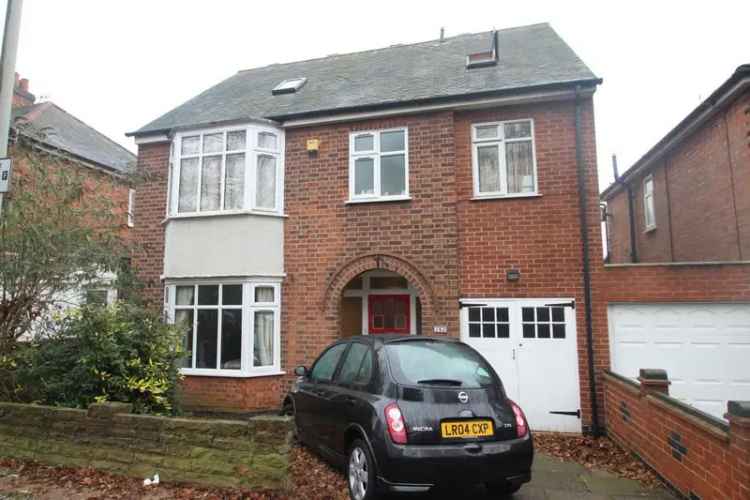 6 bedroom detached house to rent