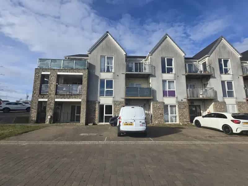 2 Bedroom Flat For Sale North Prospect Plymouth