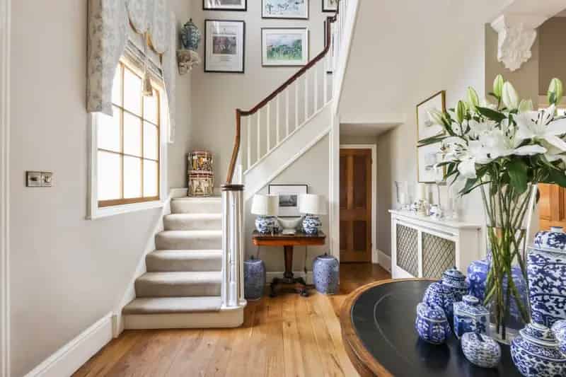 5 Bedroom Georgian Villa for Sale in Cheltenham