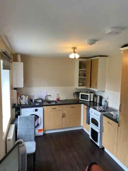 Flat For Rent in West Devon, England