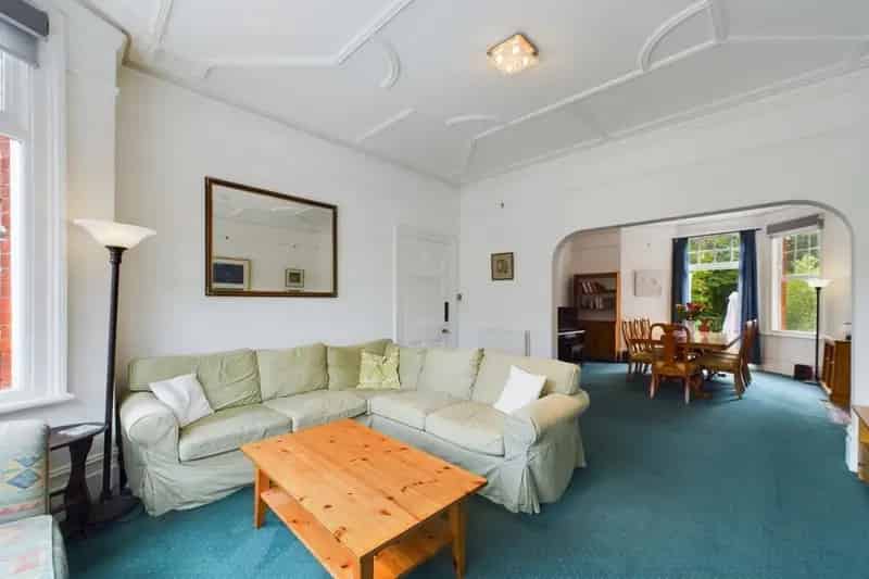 Six Double Bedroom House with Period Features and Large Garden