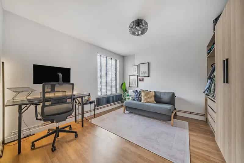 Spacious Two Double Bedroom Flat for Sale
