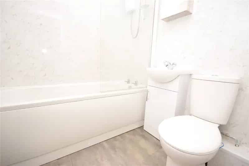 2 Bed Apartment Available Now
