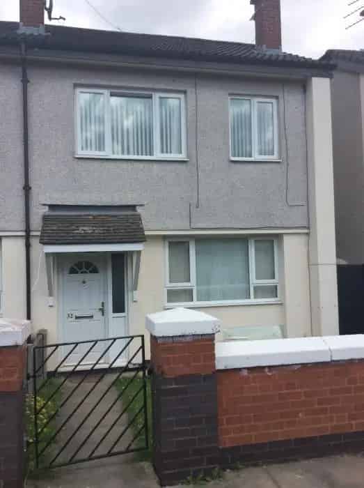 3 bed house in Leathers Lane