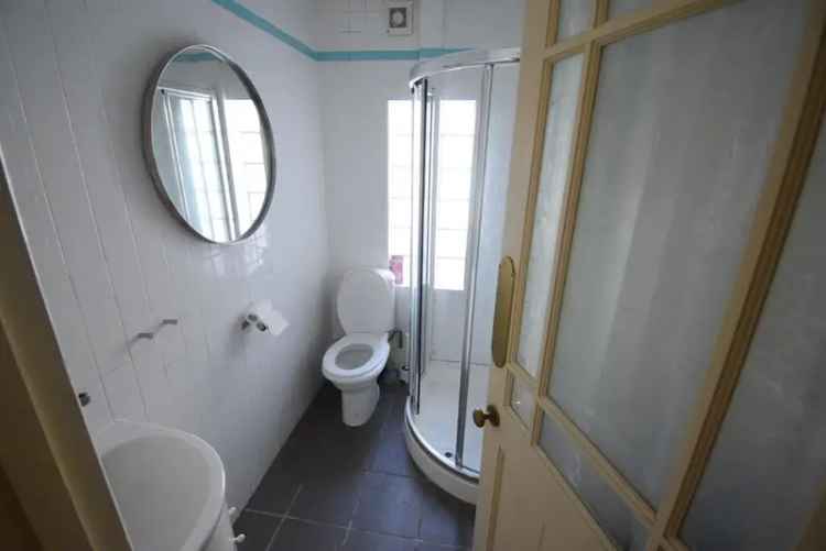 1 Bedroom House Share Available May 2025