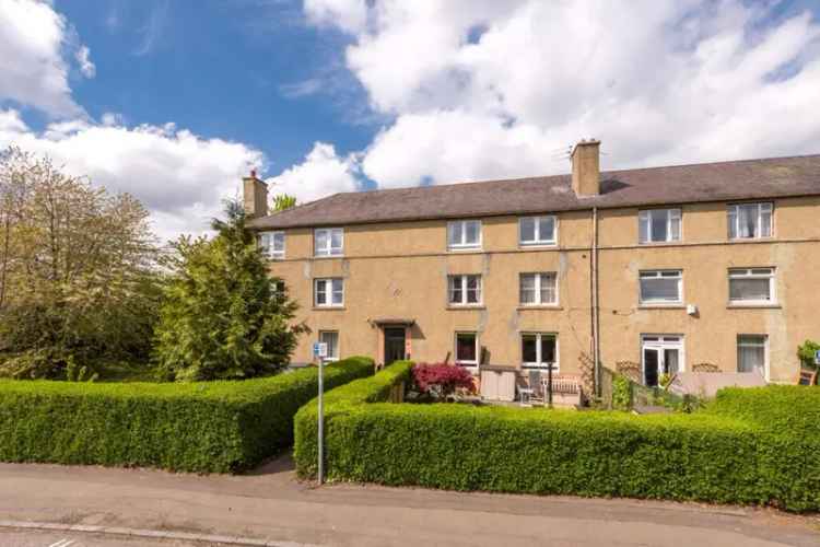 2 Bedroom Flat for Sale in Slateford