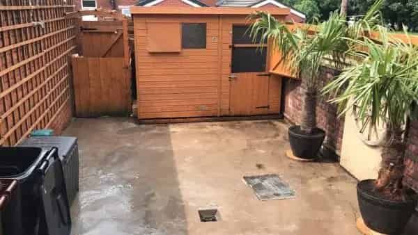 2 Bed Terraced House Near Hospital