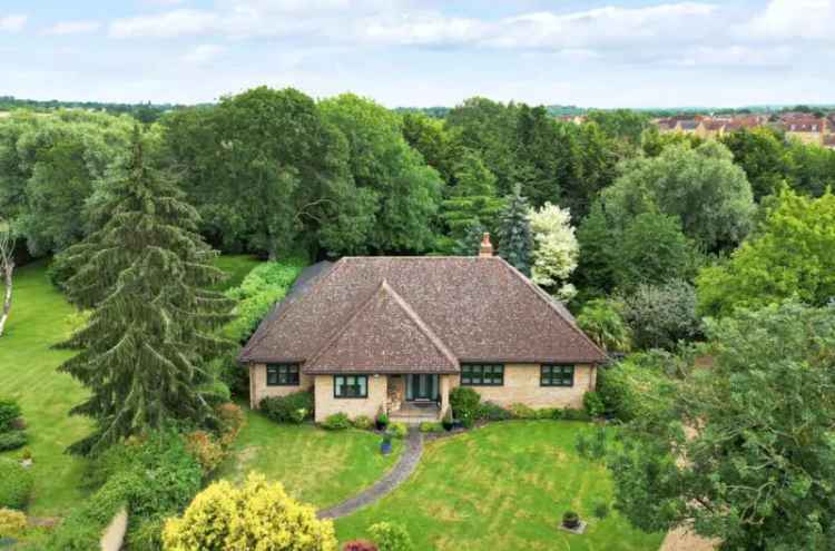 5 Bedroom Detached House for Sale in Renhold