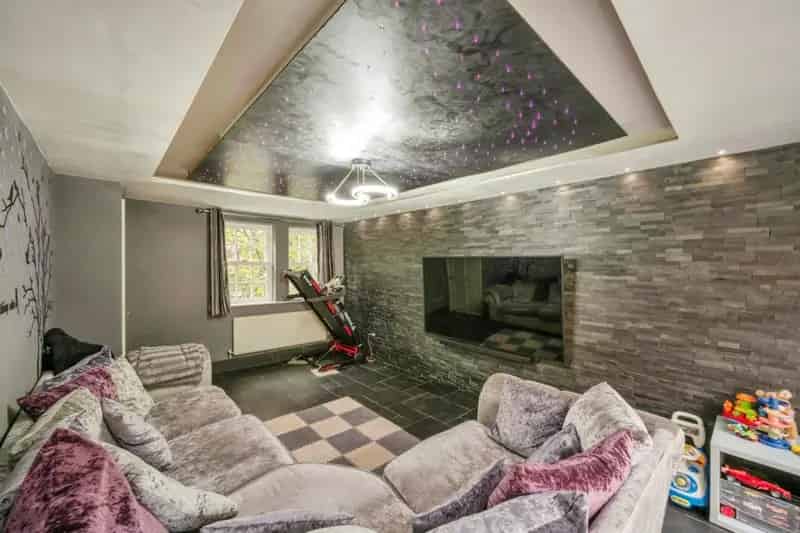 Charming 3-Bedroom Detached Home in Conisbrough