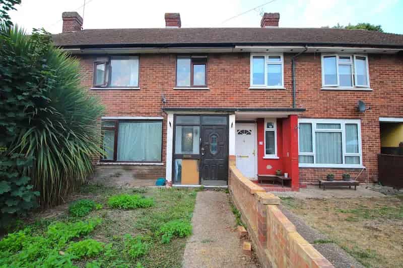 4 Bedroom House to Rent Near Canning Town Station