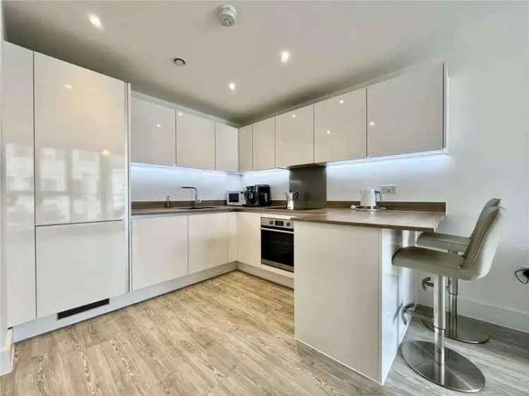 2 Bed Flat for Sale Sea Views En Suite Parking