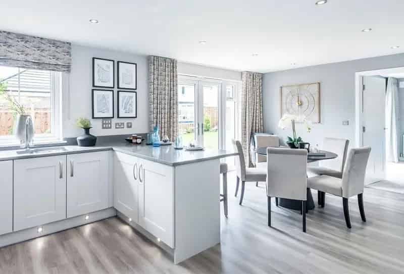 4 Bed House for Sale Luxury Family Home