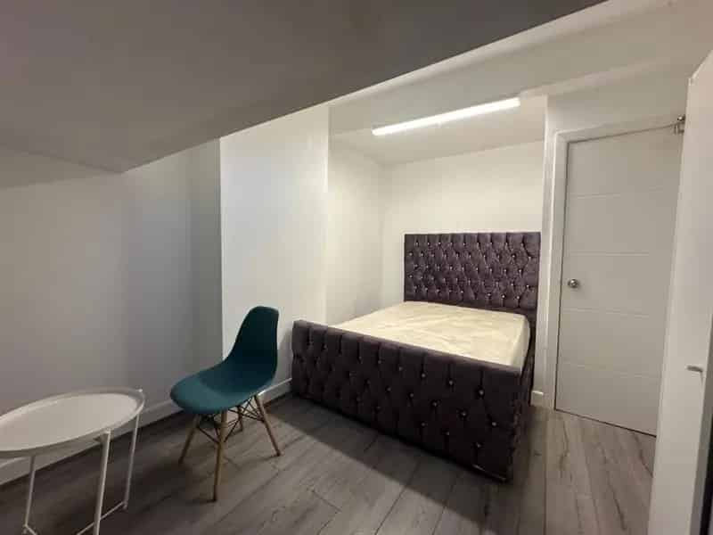 1 Bedroom House Share in Bolton