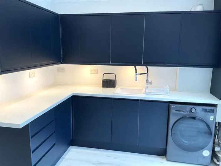 Furnished Annexe with Off-Street Parking Bills Included