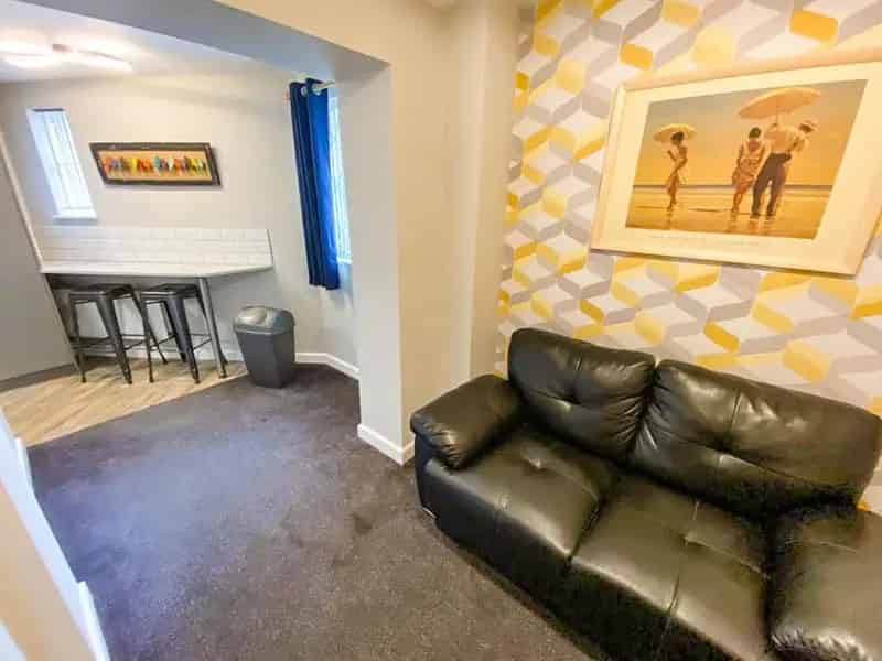 2 bedroom apartment to rent