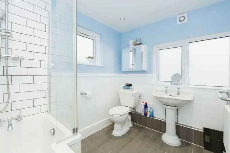 2 Bedroom End Terrace House for Sale London E13