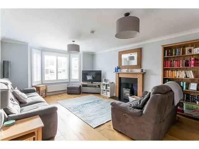 4 Bedroom Detached House for Sale in Liberton, Edinburgh