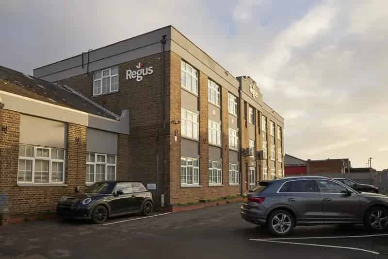 Coworking Space in Perivale Greater London near Central Line