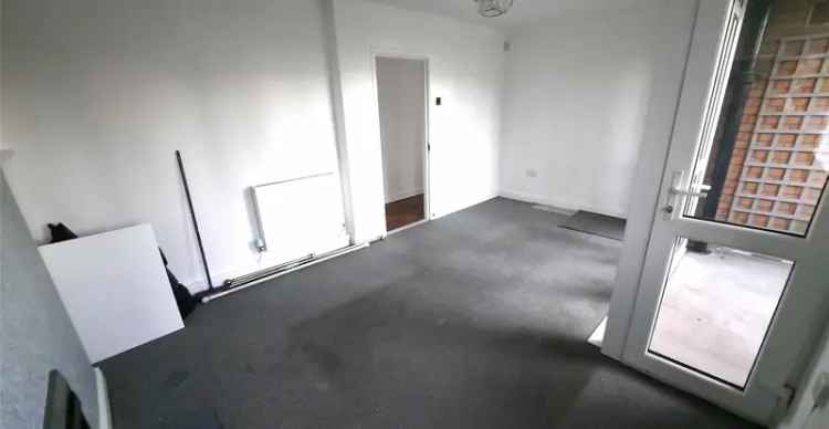 1 Bedroom Flat for Sale Near Sydenham Hill Station