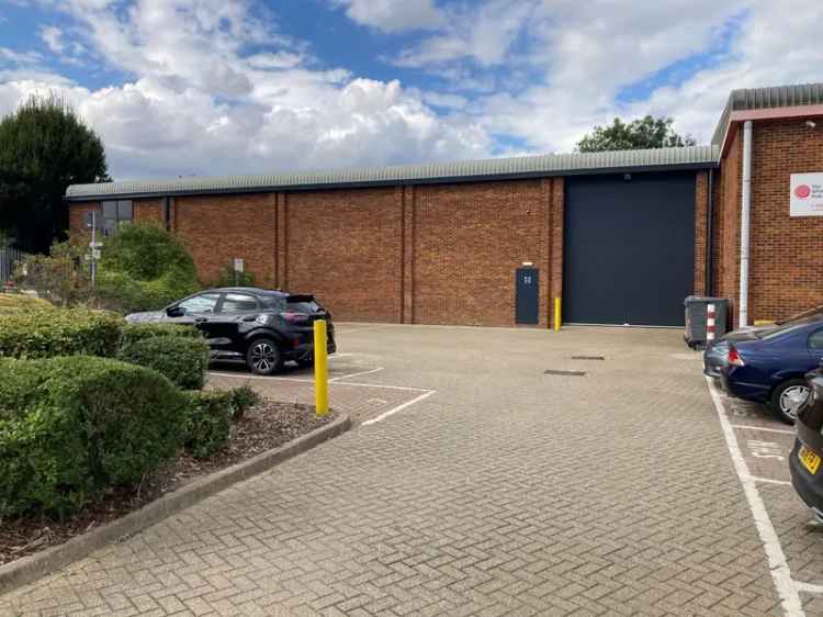 Refurbished Warehouse Unit with Offices For Lease