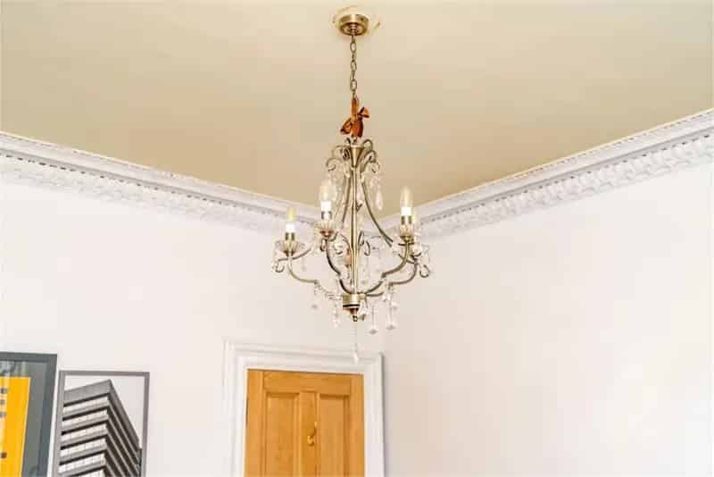 2 Bed Flat - Double Upper with 2 Reception Rooms