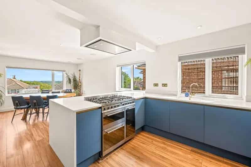 3 Bed House for Sale Stunning Valley Views