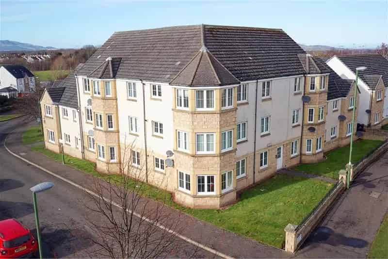 2 Bed Flat Dalkeith - Modern Apartment with Parking
