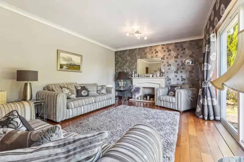 4 Bedroom Detached House For Sale Bearsden
