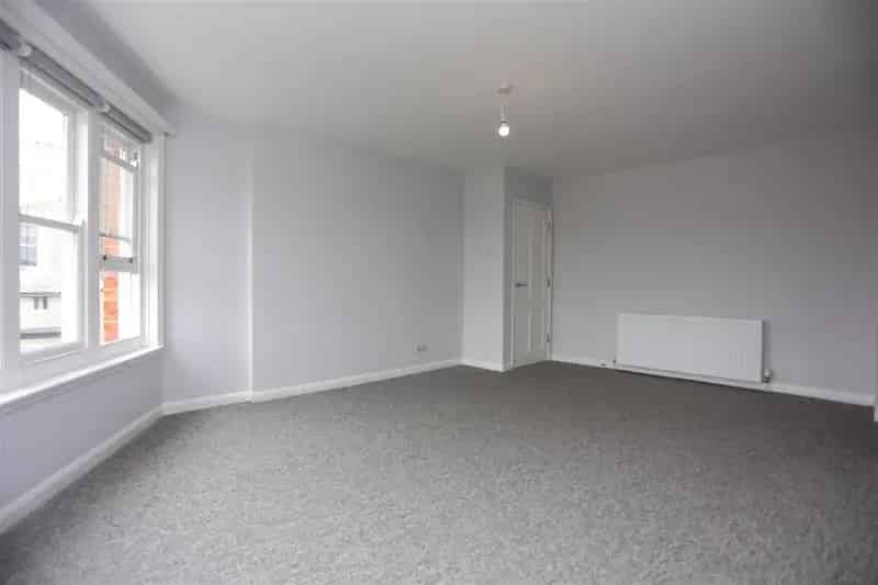 1 Bedroom Flat to Rent
