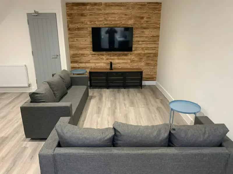 Six Double Bedroom House Near Portsmouth University