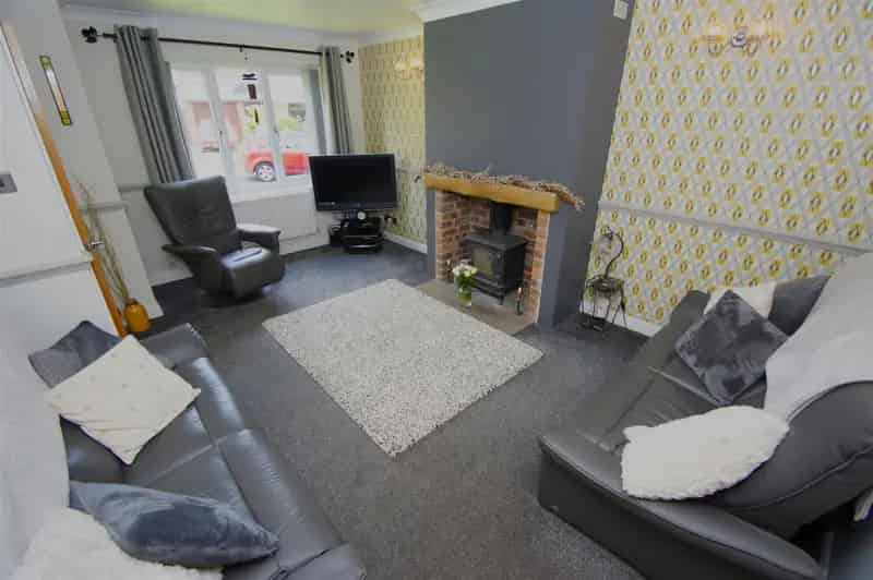 4 Bedroom Detached House to Rent Near Manchester