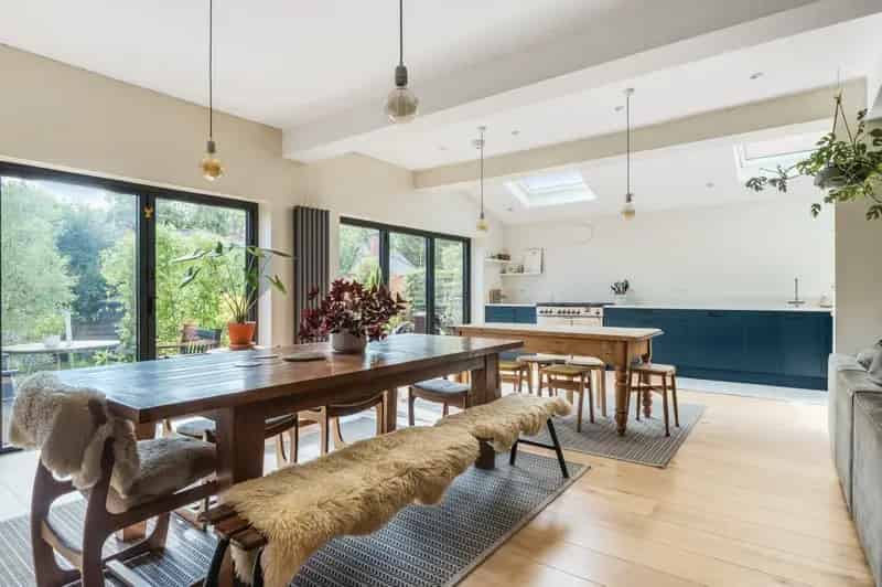 4 Bedroom Semi-Detached House for Sale in Hyde