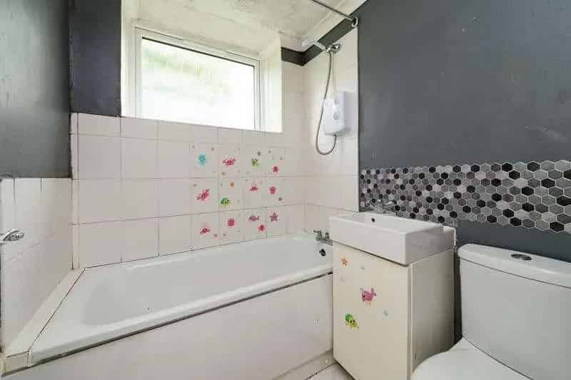 2 Bed Ground Floor Flat for Sale