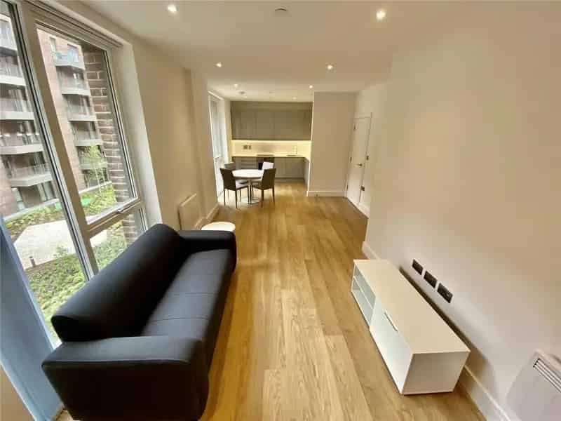 2 Bedroom Apartment to Rent August 28th - Fully Furnished