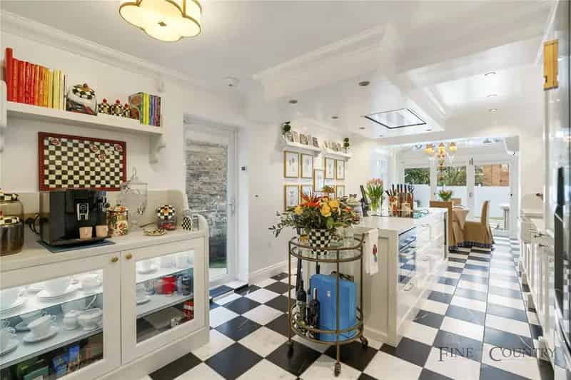 5 Bedroom Victorian House West Hampstead London