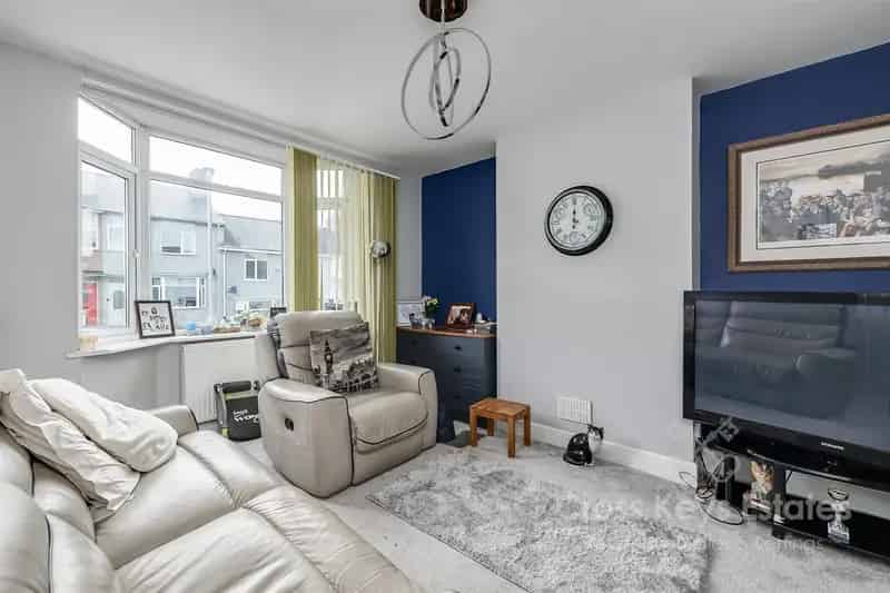 3 Bedroom House to Rent Newly Refurbished Family Home