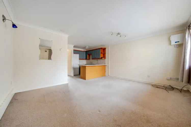 1 Bedroom Ground Floor Maisonette For Sale