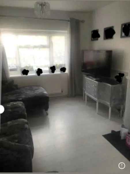 House For Rent in Borough of Spelthorne, England