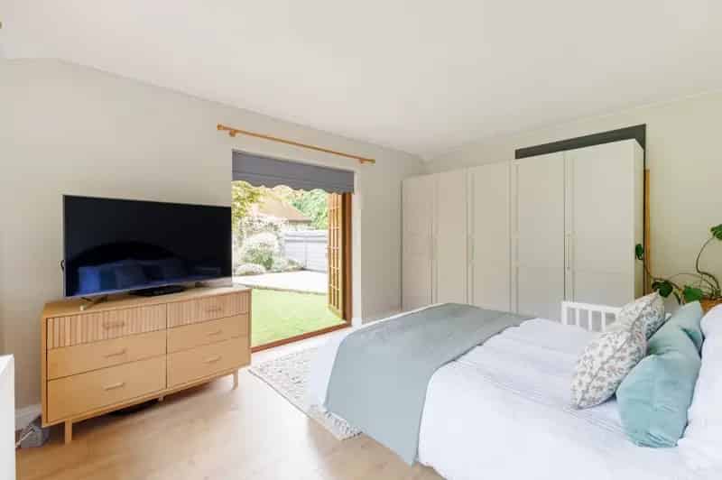 2 bedroom detached house for sale