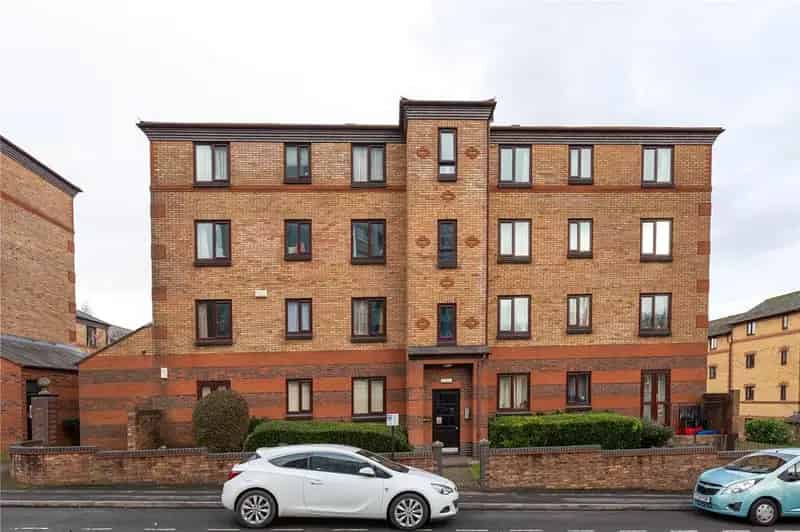 1 Bedroom Apartment Bristol City Centre - Detached Garage & Parking