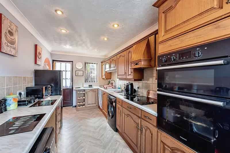 3 Bed House in Harleston Close to Amenities